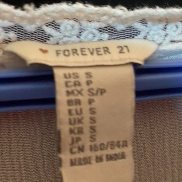 Blouse, White with lace, Fitted - Picture 6 of 6